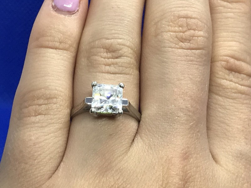 925 Sterling Silver CZ Ring Size 7