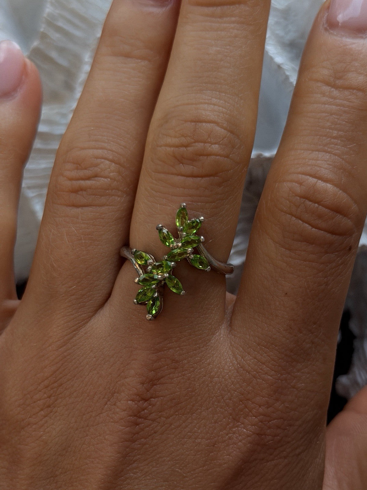 925 Sterling Silver Green Peridot Flower Ring Adjustable