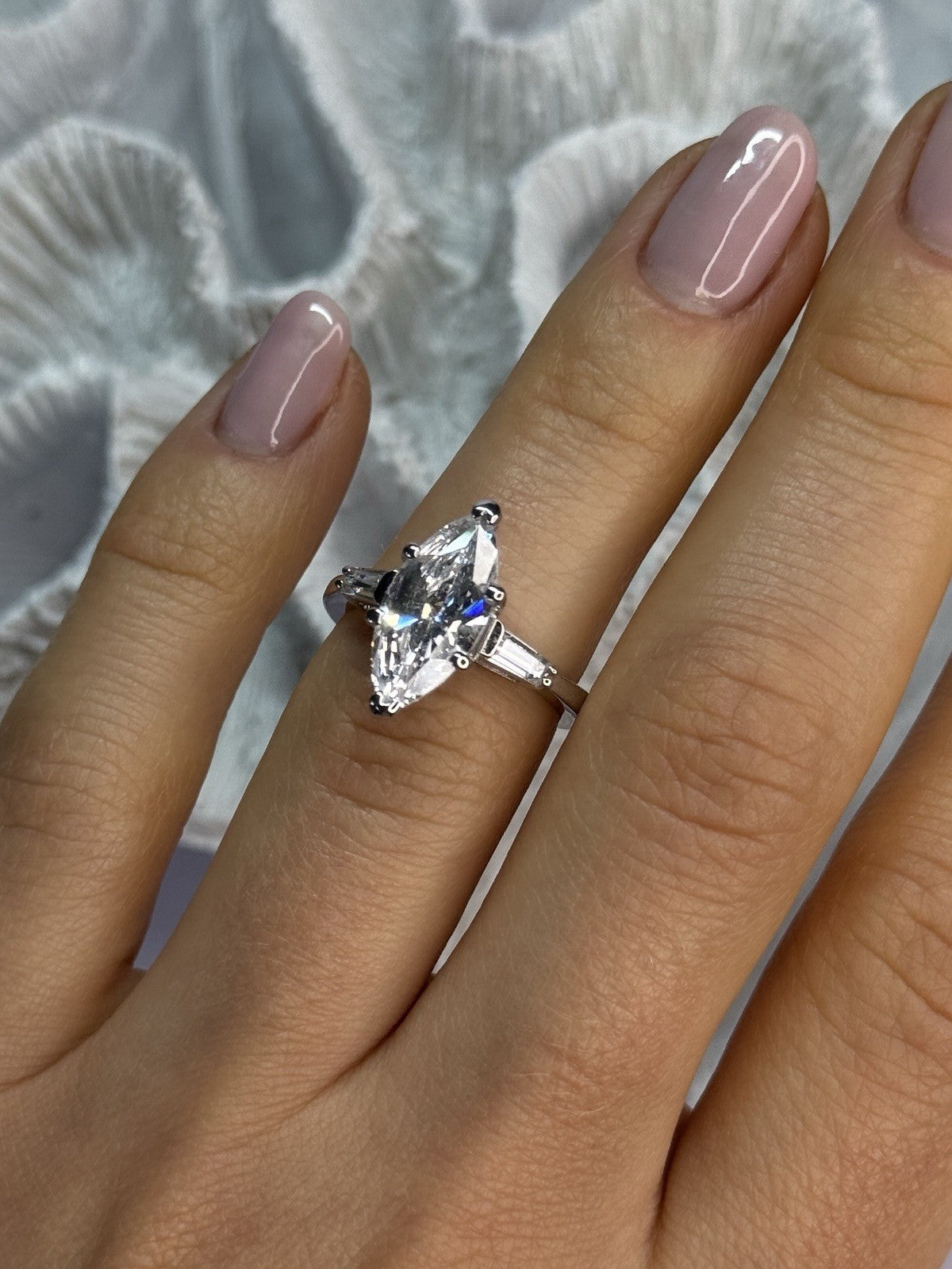 Beautiful 925 Sterling Silver CZ Ring Size 6