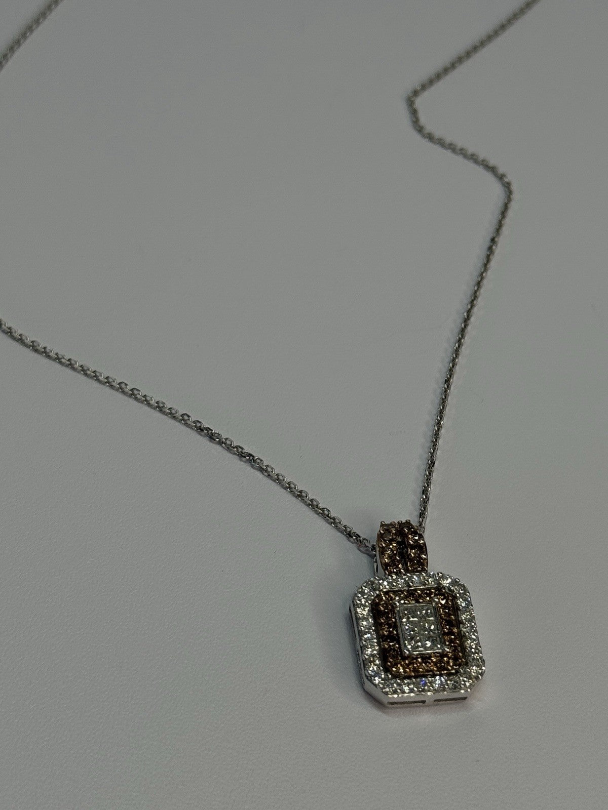 14K WHITE GOLD HESSONITE & DIAMOND NECKLACE LENGTH 18 INCH