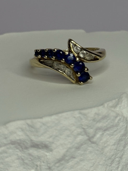 10K Yellow Gold Blue Topaz & White Topaz Ring Size 8