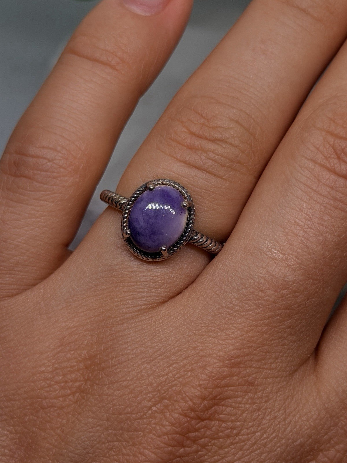 925 Sterling Silver Oval Purple Charoite Rope-Bezel Ring Size 7
