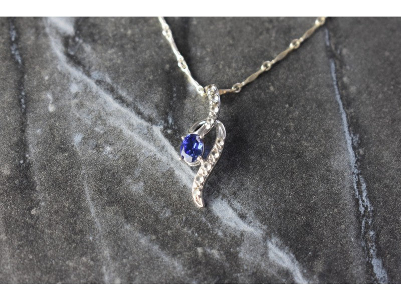 925 Sterling Silver London Blue & White Topaz Chain With Pendant(2)