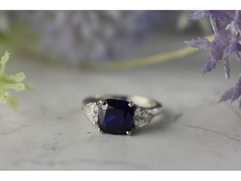925 Sterling Silver Sapphire & CZ Ring Size 6.5