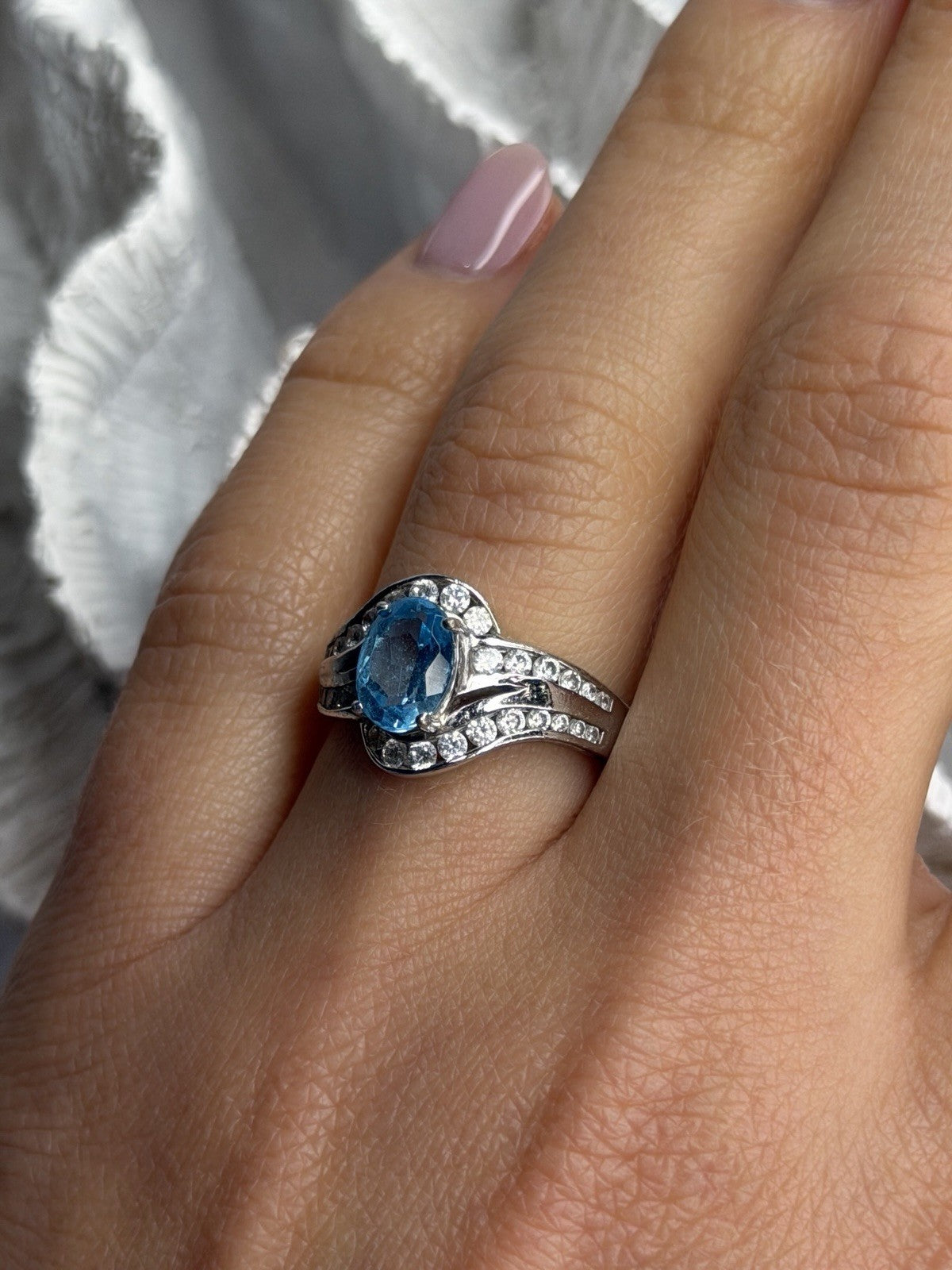 Shiny 925 Sterling Silver Topaz & Beryl Ring Size 7