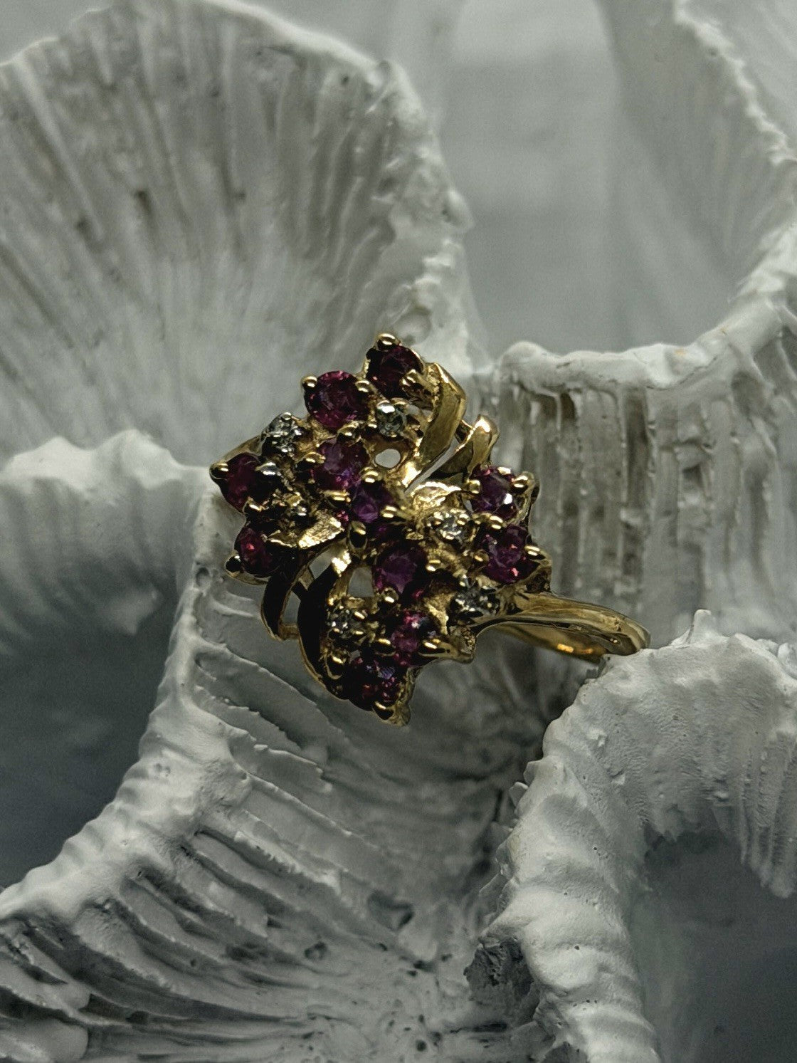 10K Yellow Gold Ruby & Diamond Floral Cocktail Ring Size 6