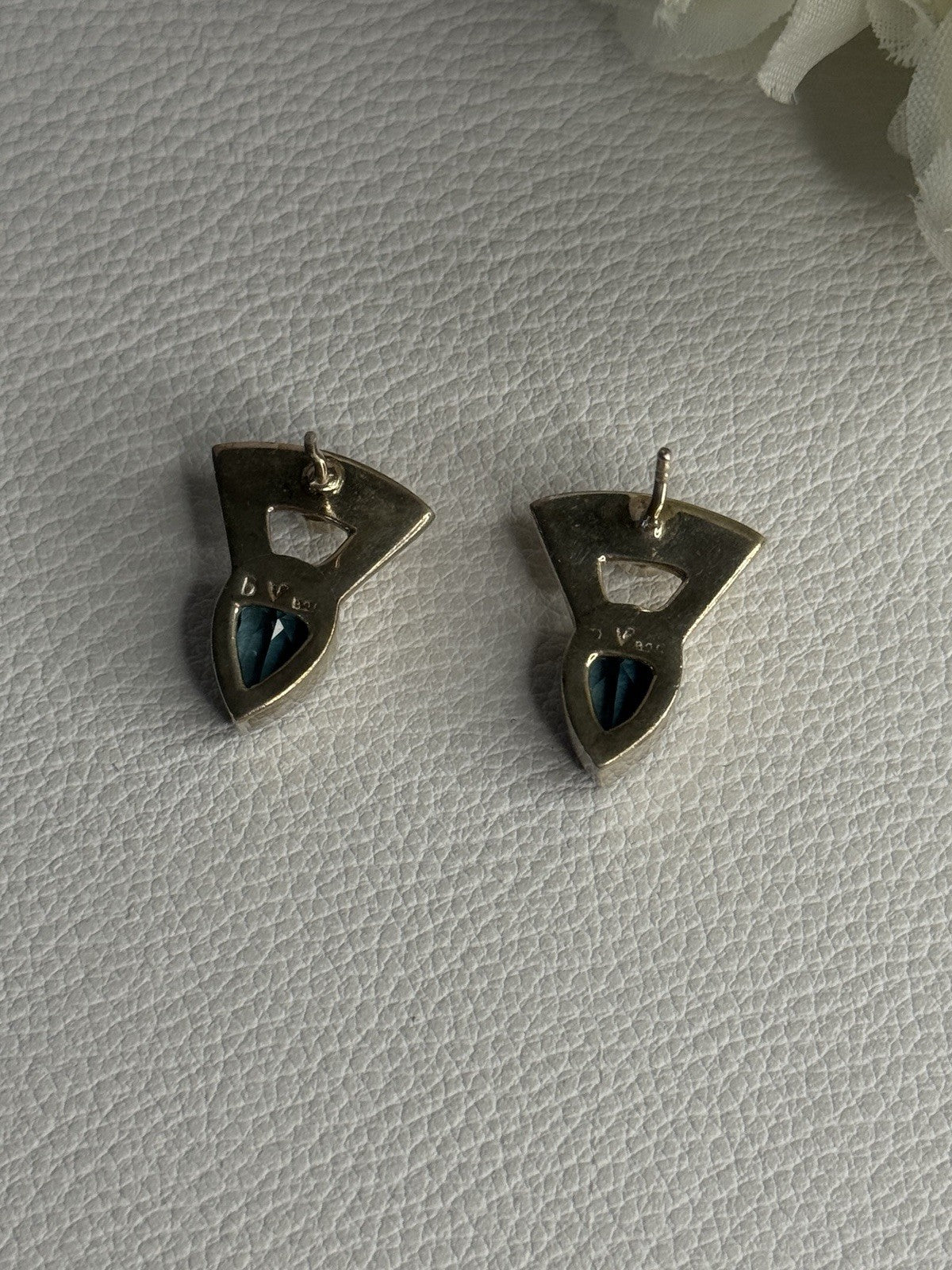 925 Sterling Silver Topaz & Pearl Earrings Length 0.70 Inch