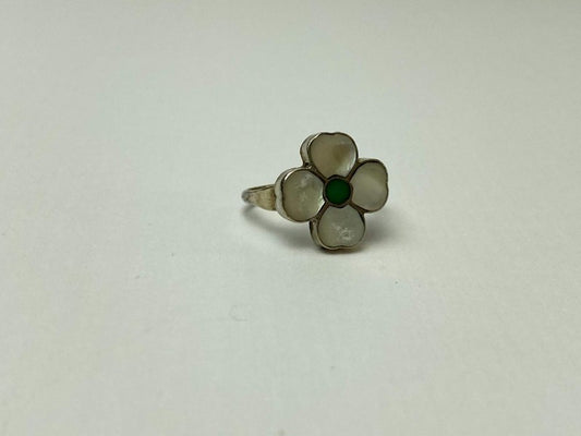 925 Sterling Silver Mother OF Pearl & Green Nephrite "Flower" Ring Size 6.5