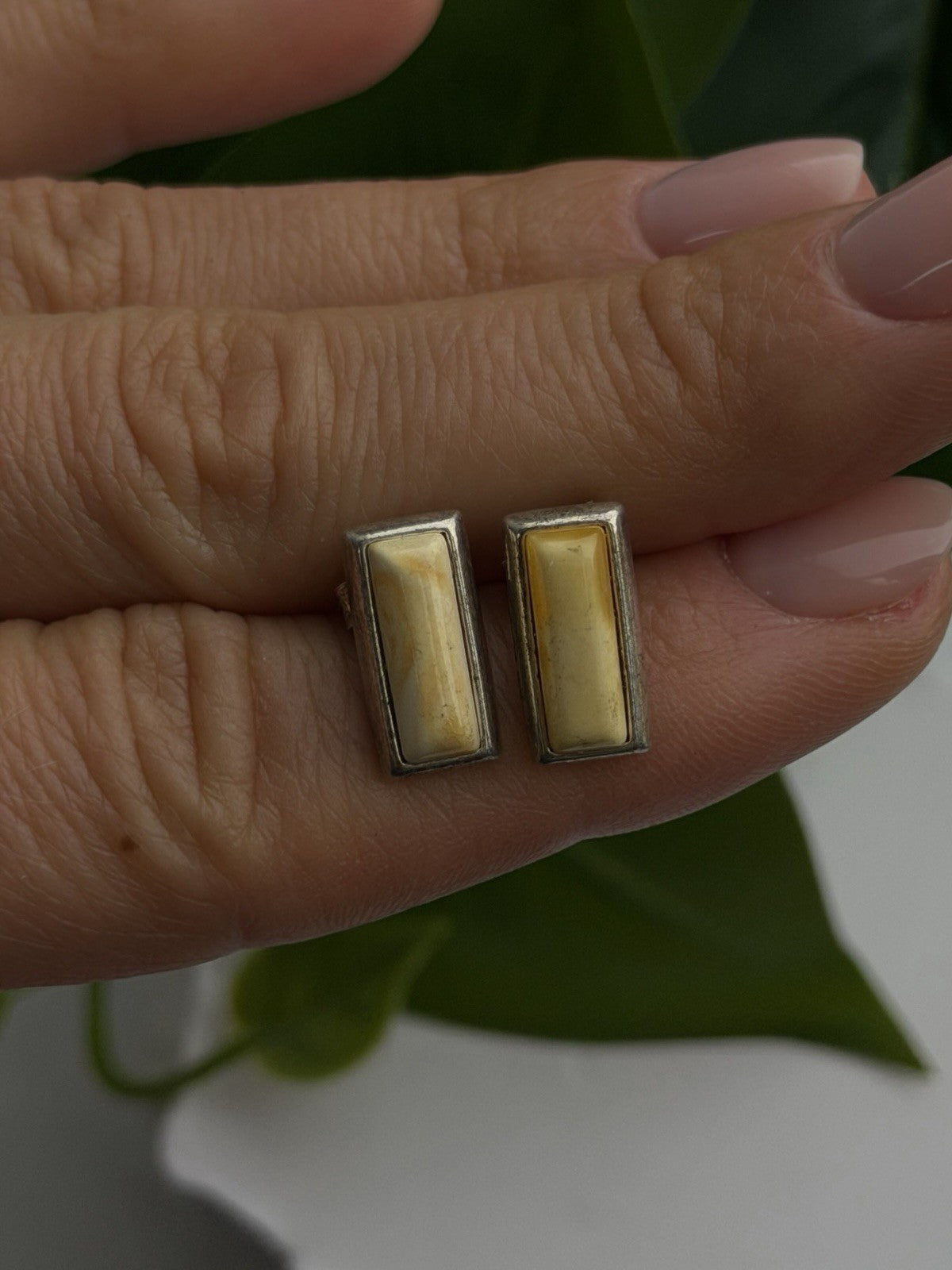 Vintage 925 Sterling Silver Golden Yellow Mother of Pearl Earrings