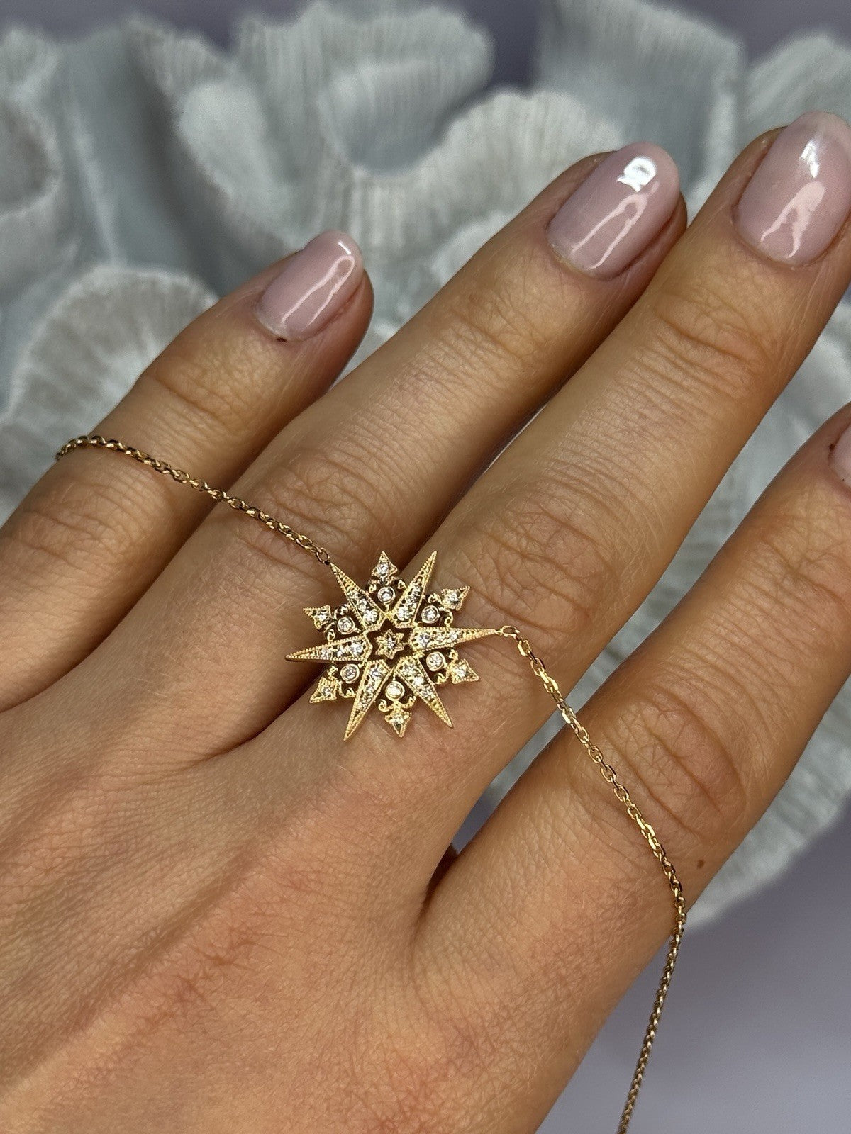 18K 750 YELLOW GOLD STAR DIAMONDS NECKLACE 17 INCH