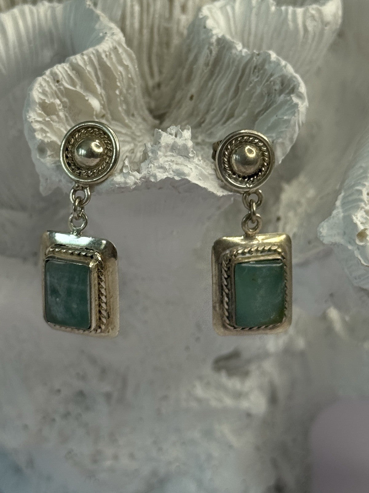 Vintage Beautiful 925 Sterling Silver Jade Earrings Length 1.20 Inch