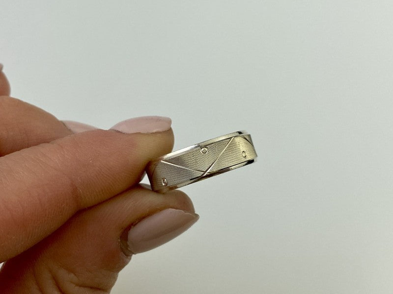 925 Sterling Silver Band Ring Size 7.5 Italy