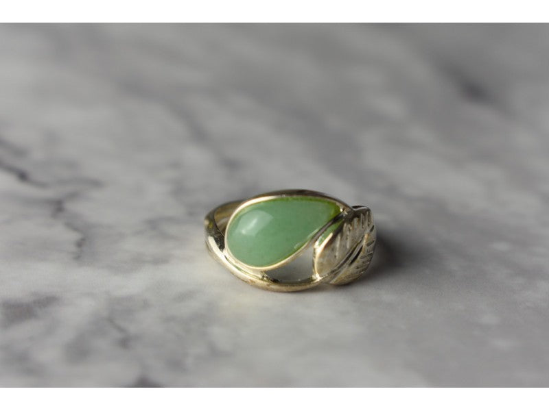 925 Sterling Silver Green Nephrite (Jade) Ring Size 6.5
