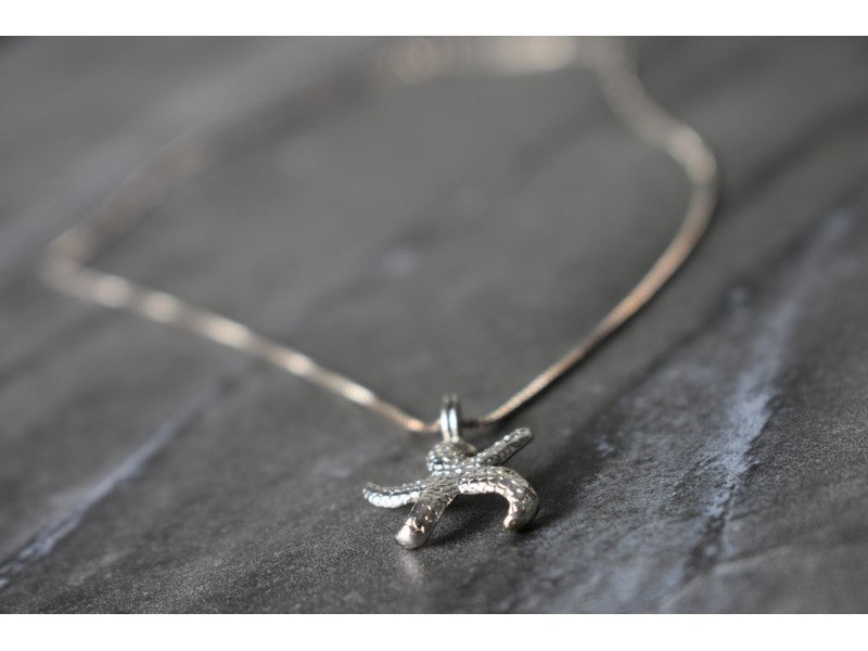 925 Sterling Silver Starfish Chain With Pendant Italy