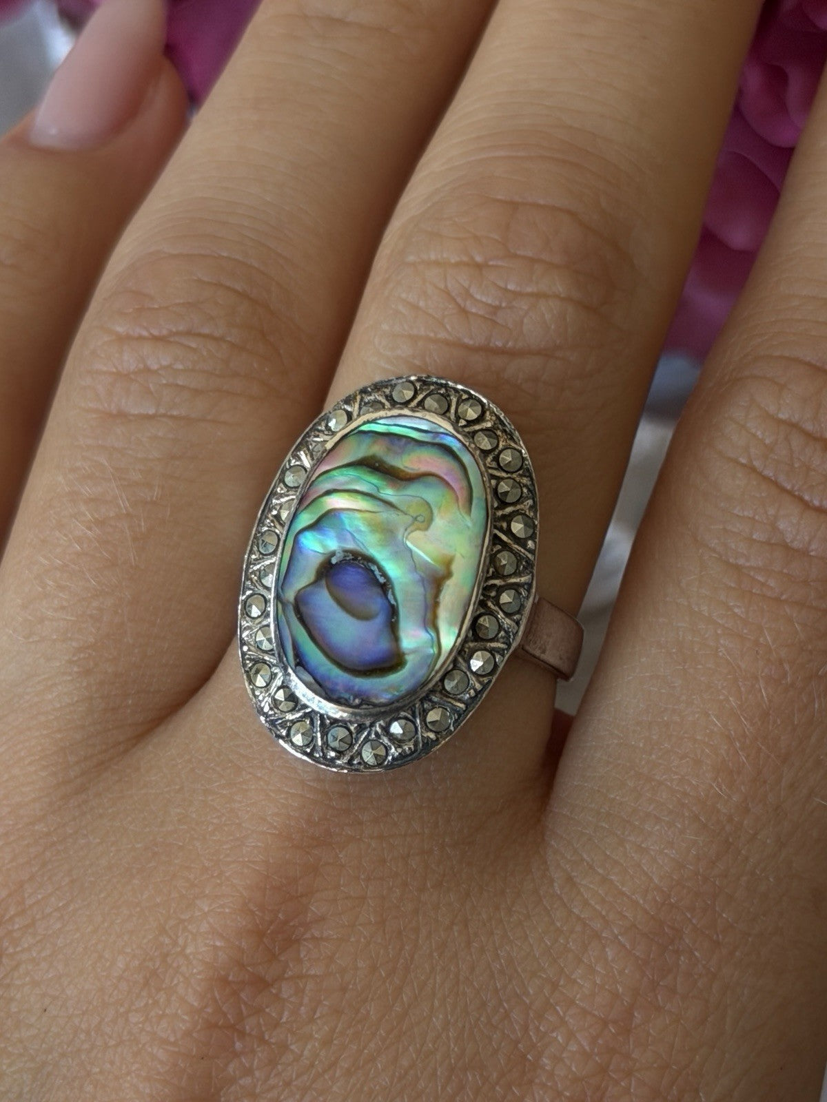 Vintage 925 Sterling Silver Abalone & Marcasite Ring Size 9