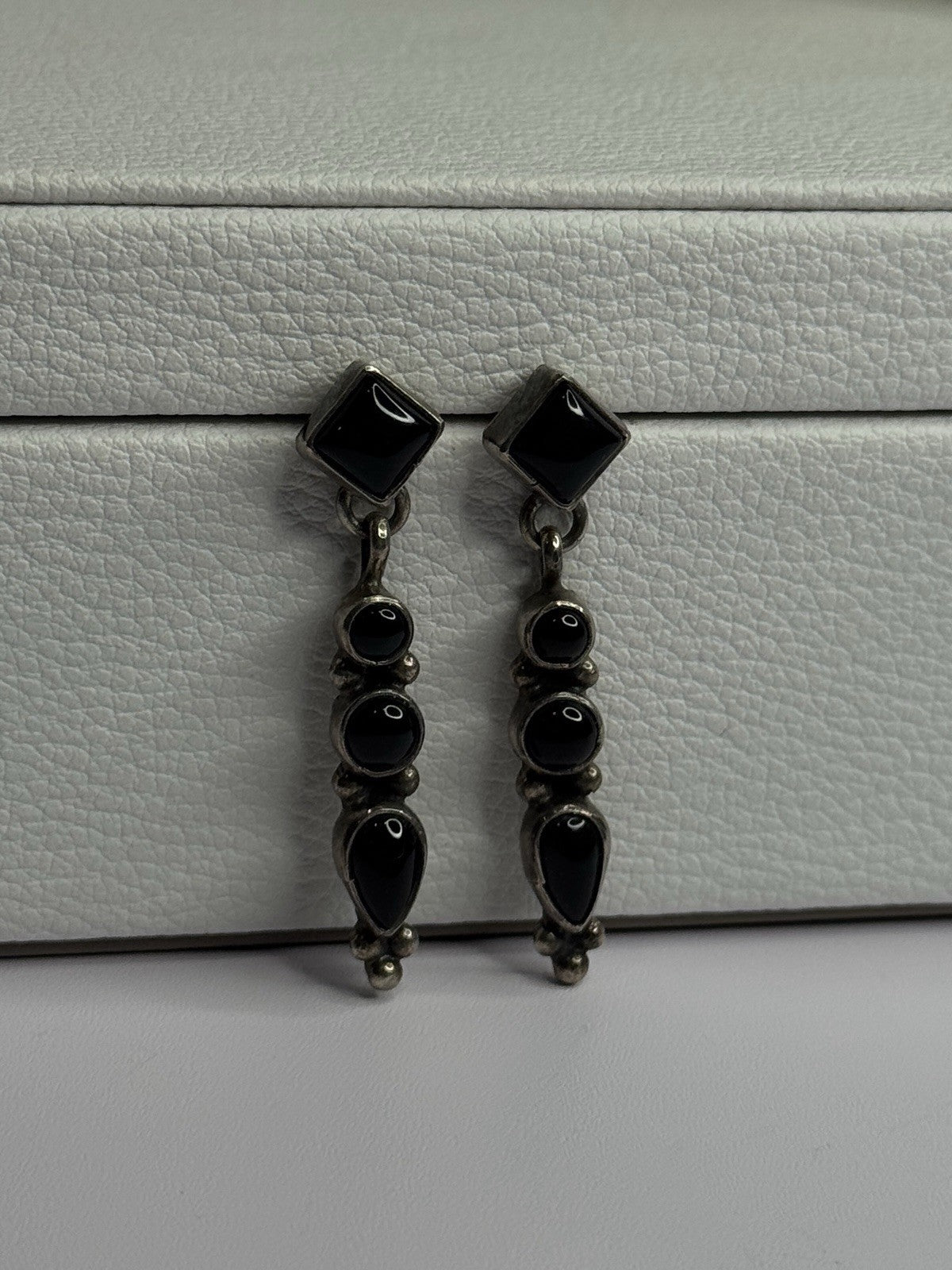 Vintage Jeneva J.A. 925 Sterling Silver Black Onyx Earrings Length 1.60 Inch