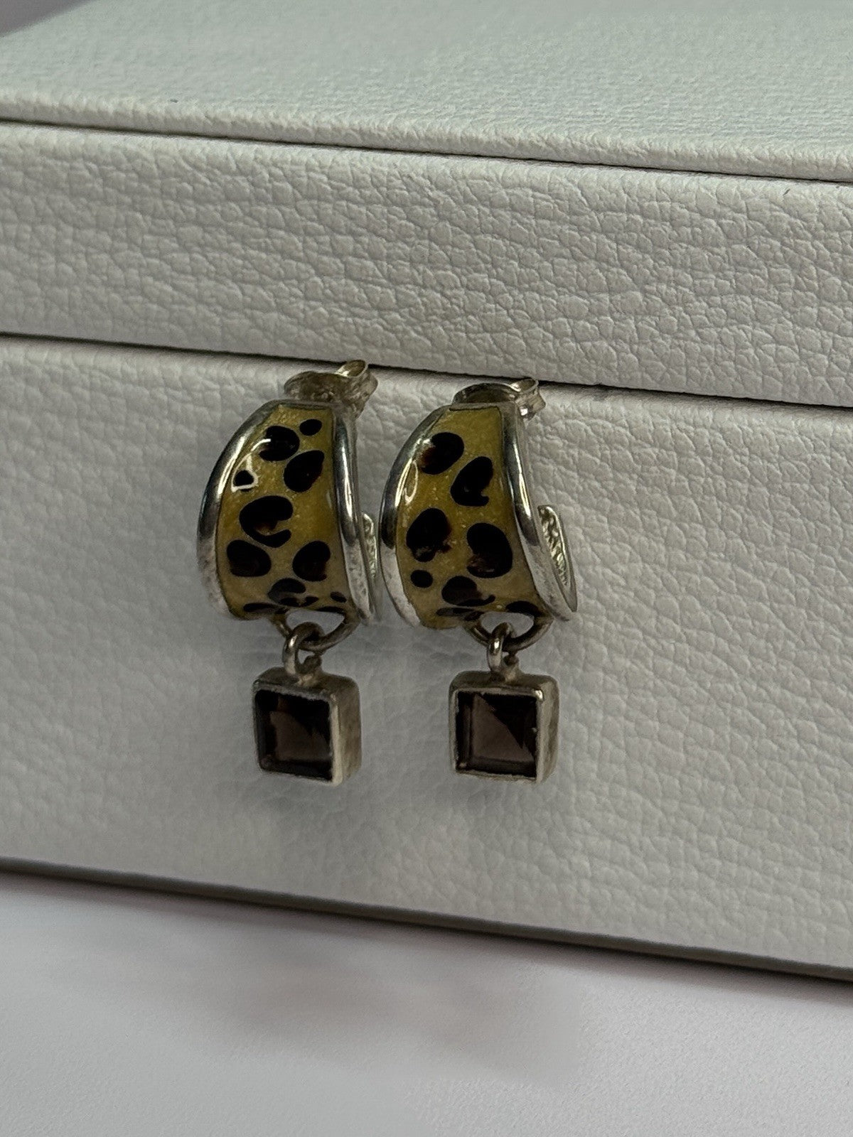 925 Sterling Silver Cowrie Shell & Brown Tourmaline Earrings Length 0.87 Inch