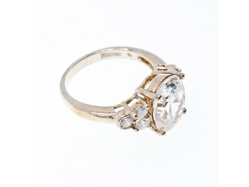 925 Sterling Silver CZ Ring Size 9