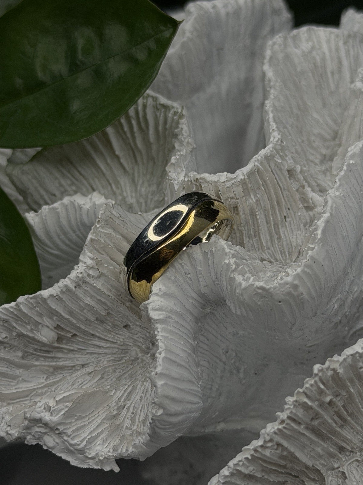 925 Sterling Silver & Yellow Gold Plated Ring Size 7