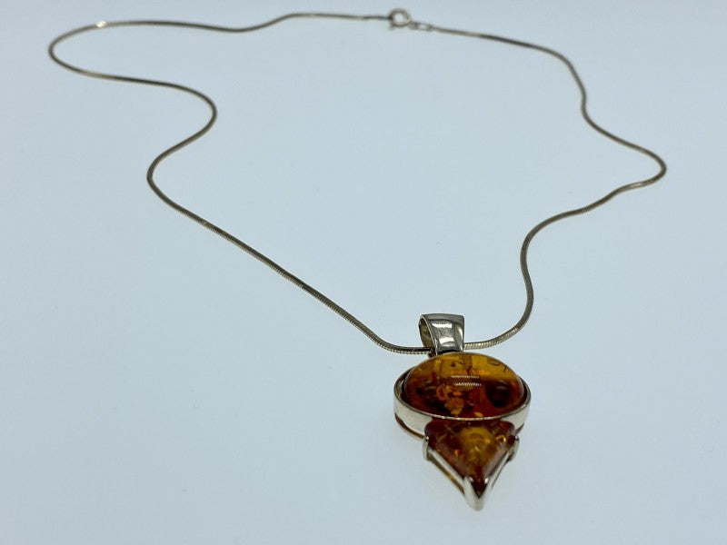 925 Sterling Silver Amber Chain With Pendant