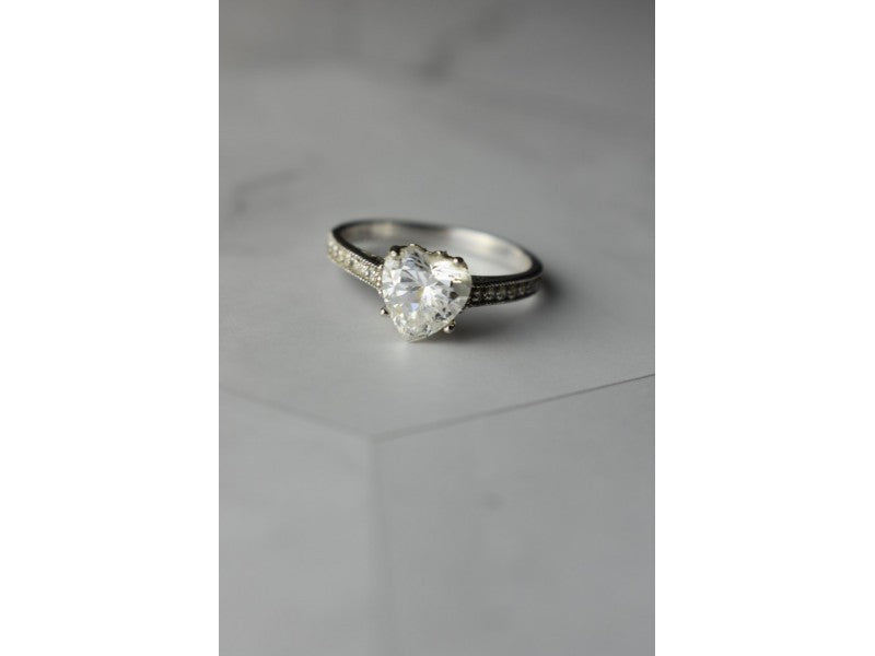 925 Sterling Silver CZ "Heart" Ring Size 8
