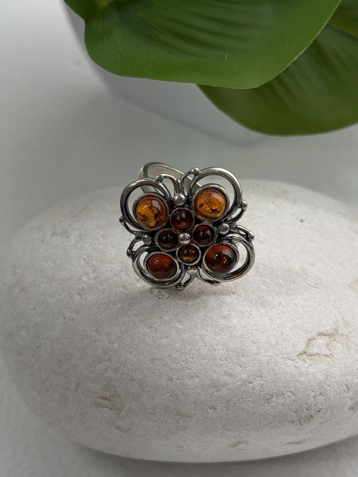 925 Sterling Silver Amber Flower Ring Size 9.5