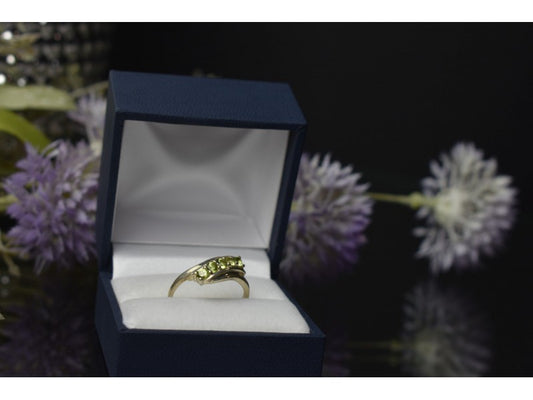 925 Sterling Silver Peridot Ring Size 8.5