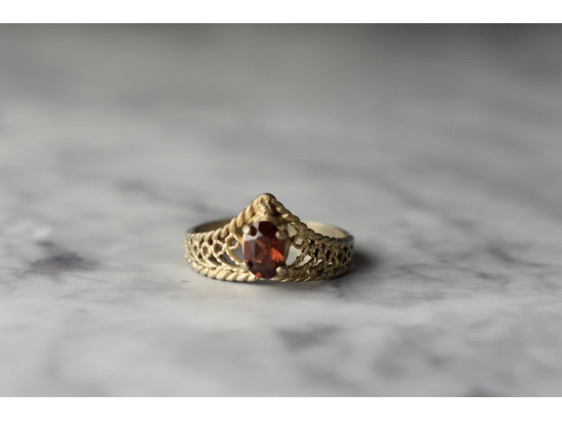 925 Sterling Silver Gold Plated Garnet Ring Size 5.5