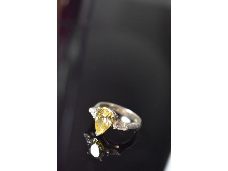 925 Sterling Silver Yellow CZ Ring Size 10.5