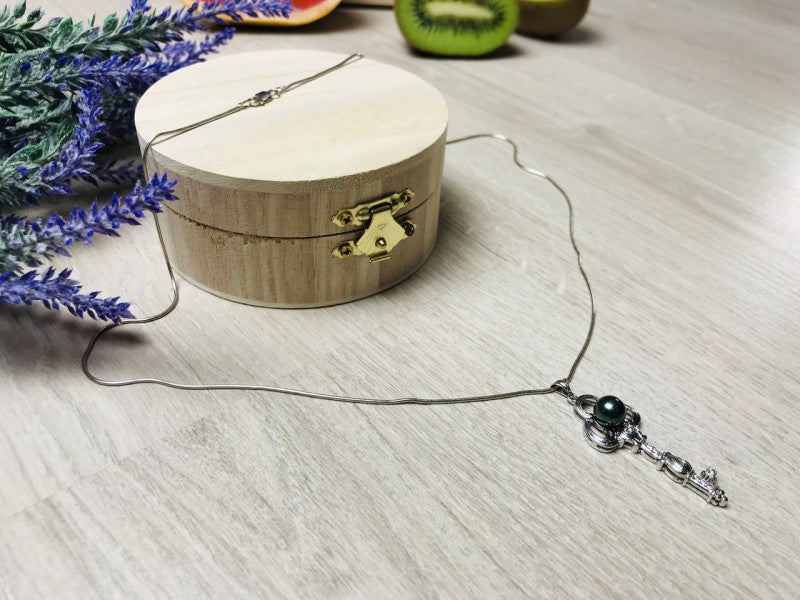 925 Sterling Silver Pearl & CZ "Key" Chain With Pendant Italy