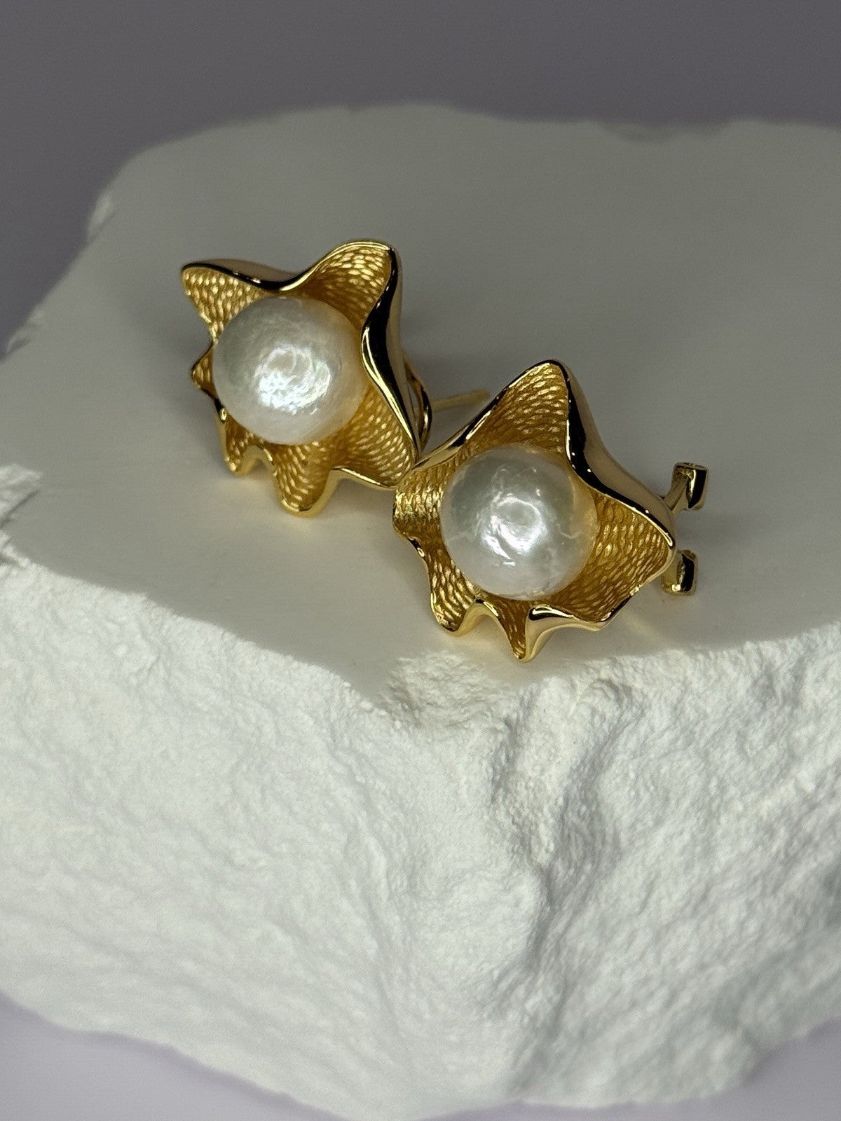 925 STERLING SILVER GOLD PLATED PEARL EARRINGS LENGTH 0.9 INCH