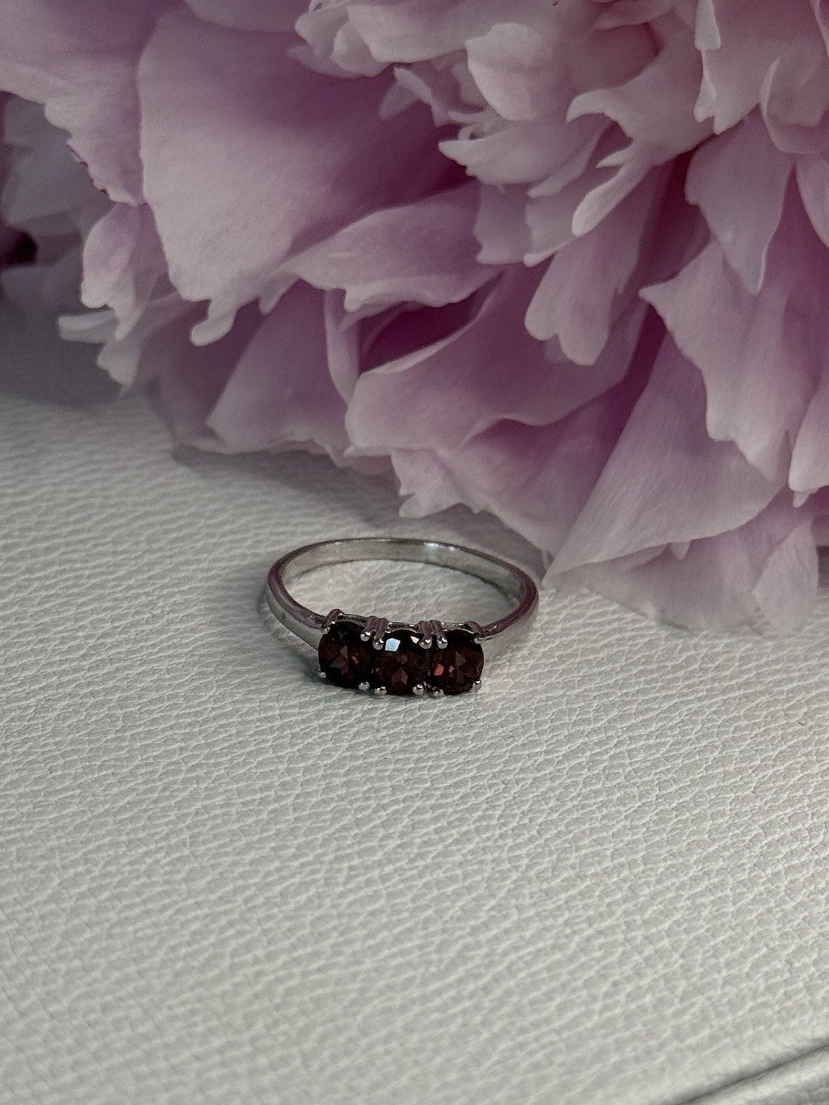 925 Sterling Silver Garnet Ring Size 8