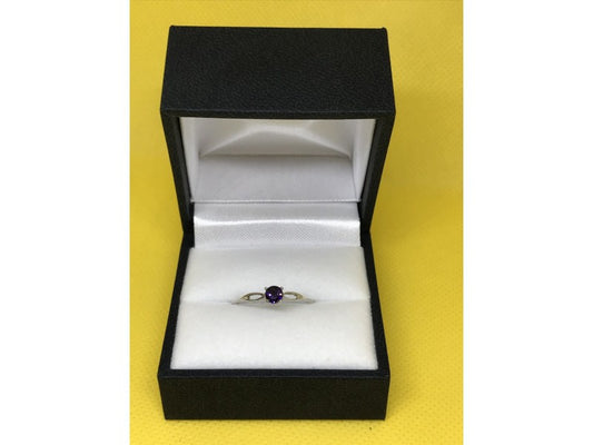 925 Sterling Silver Purple CZ Ring Size 8.5