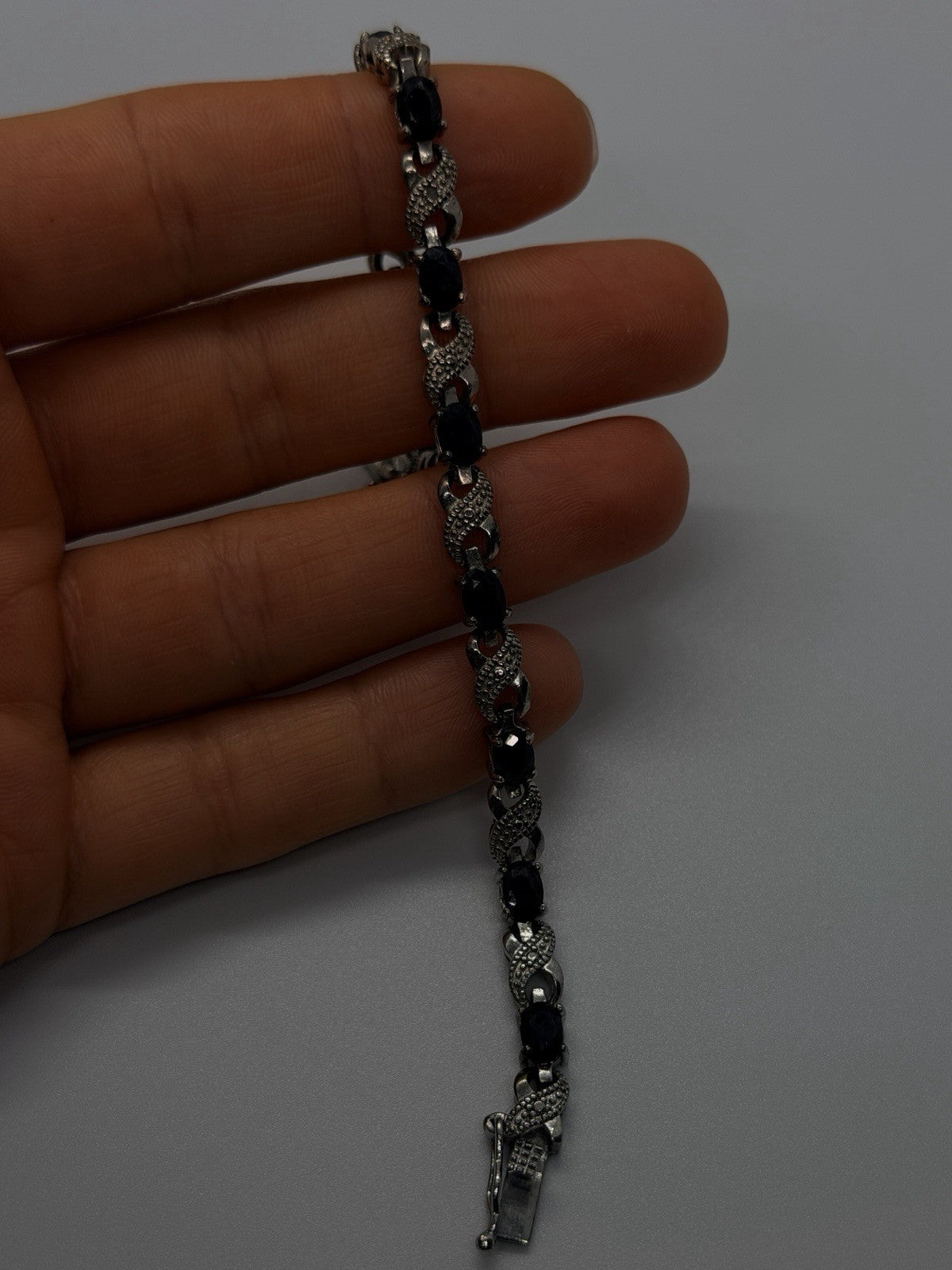 925 Sterling Silver Sapphire Infinity Link Tennis Bracelet Size 8