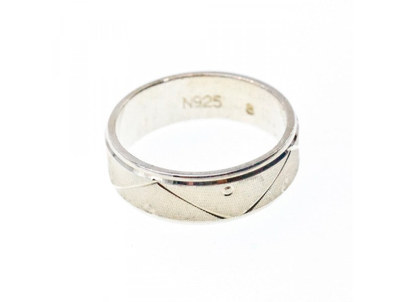 925 Sterling Silver Band Ring Size 7.5 Italy