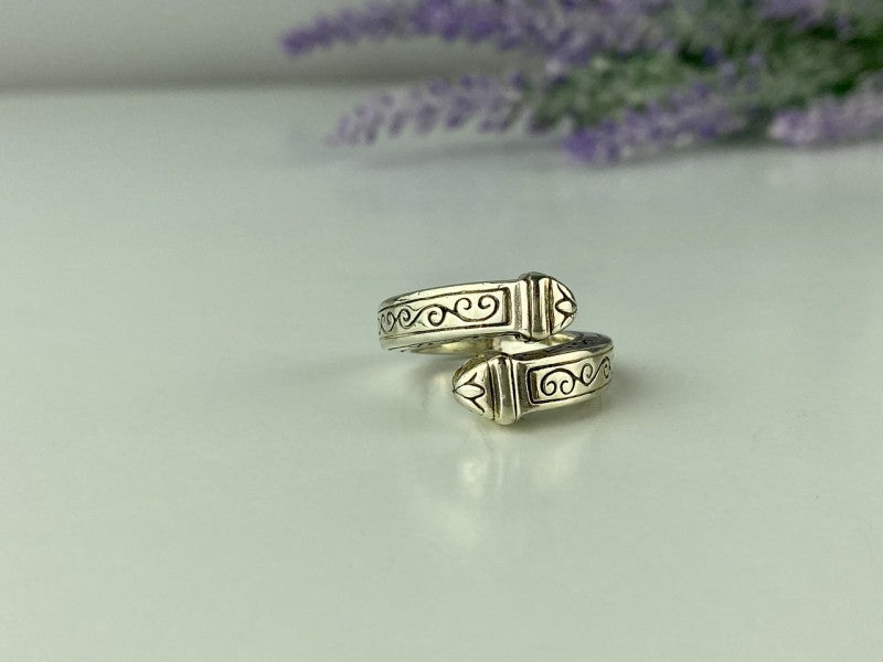 Vintage 925 Sterling Silver Ring Size 5.5 (Adjustable)