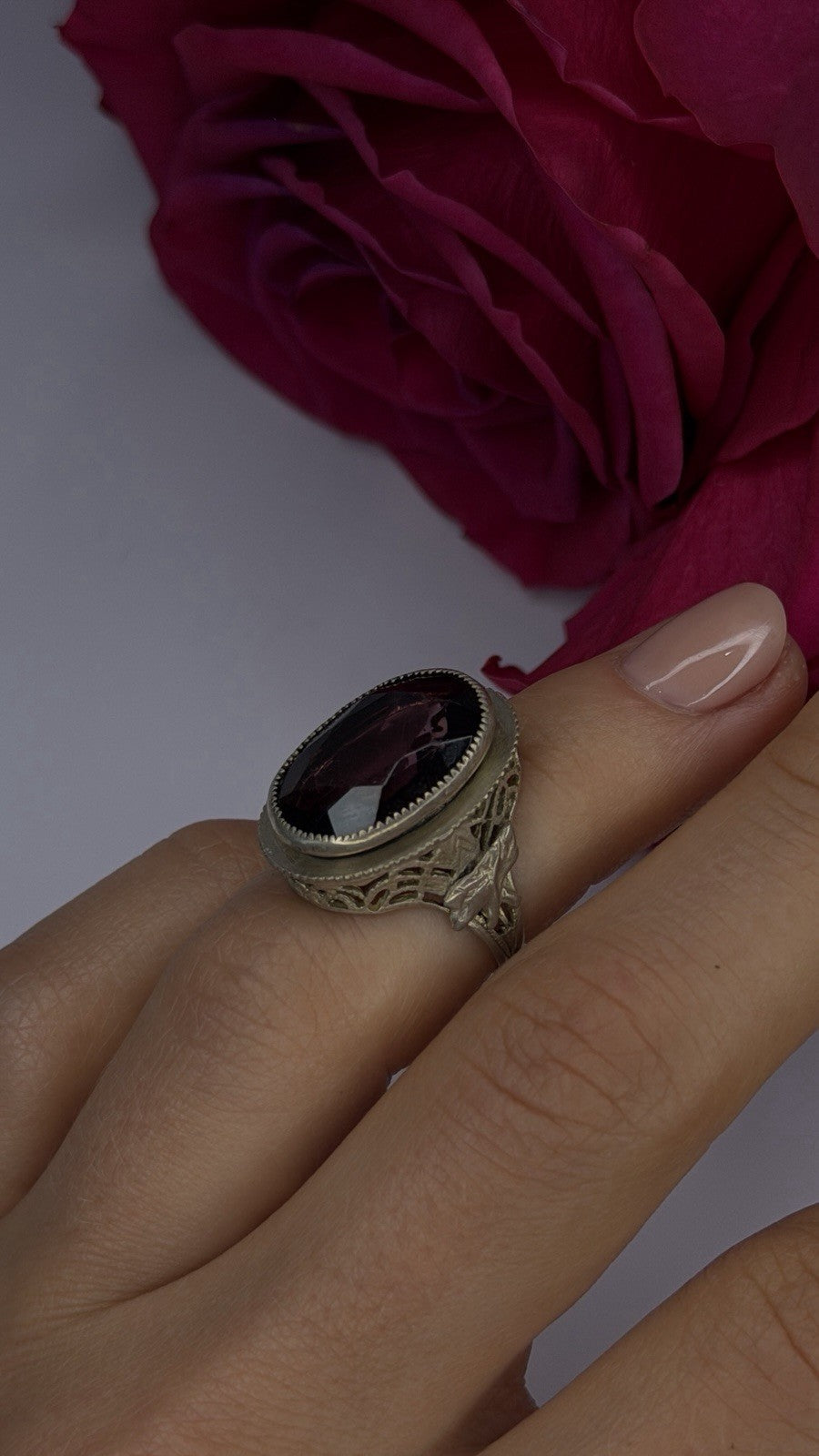 Vintage 925 Sterling Silver Purple Amethyst Ring Size 4.5