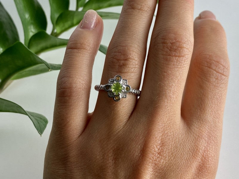 925 Sterling Silver Peridot, Citrine & White Sapphire Ring Size 7