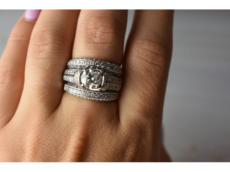 14K White Gold Diamonds Exclusive Triple Ring Size 7.25