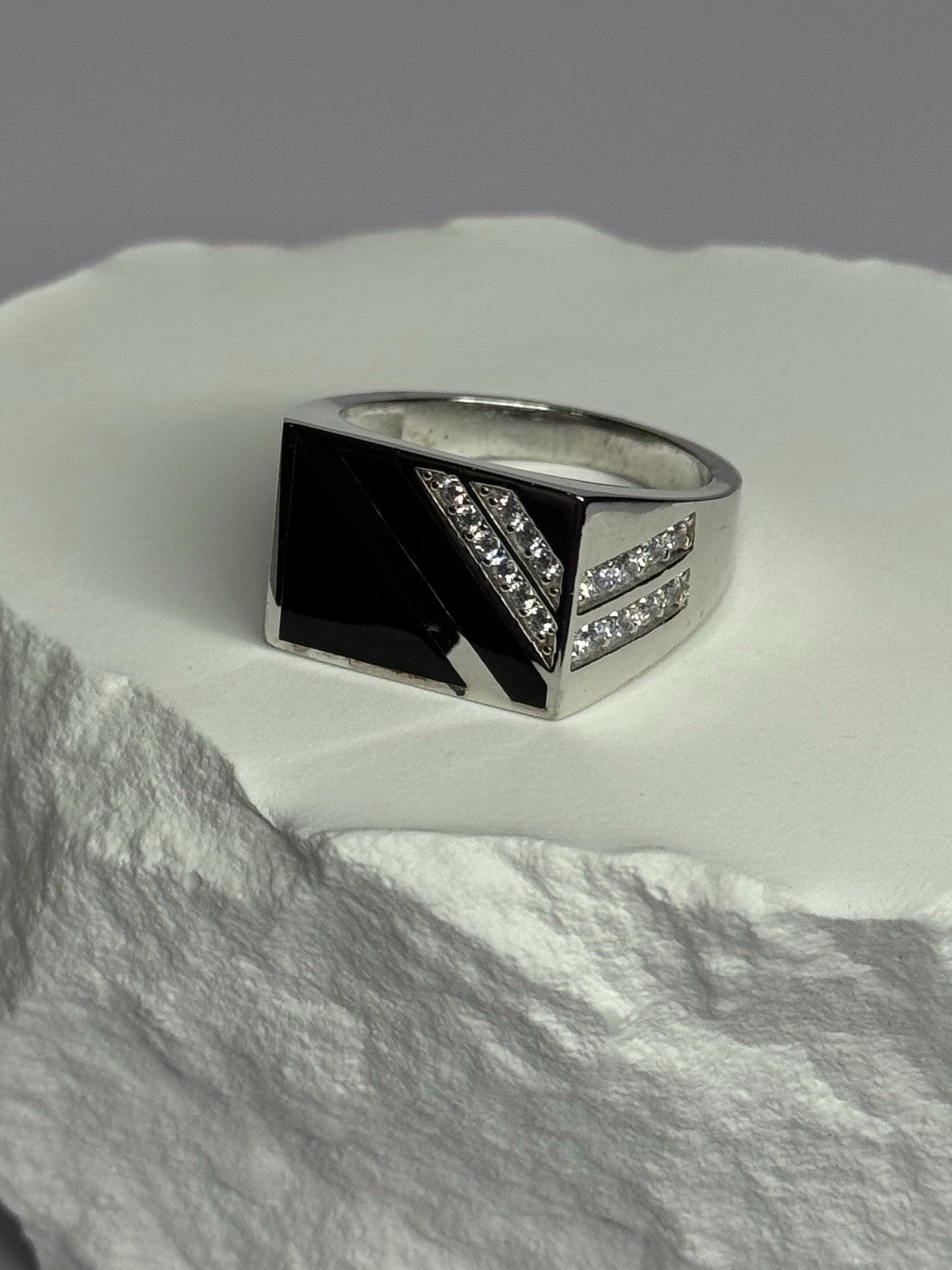 925 Sterling Silver Black Enamel & CZ Men'S Ring Size 11