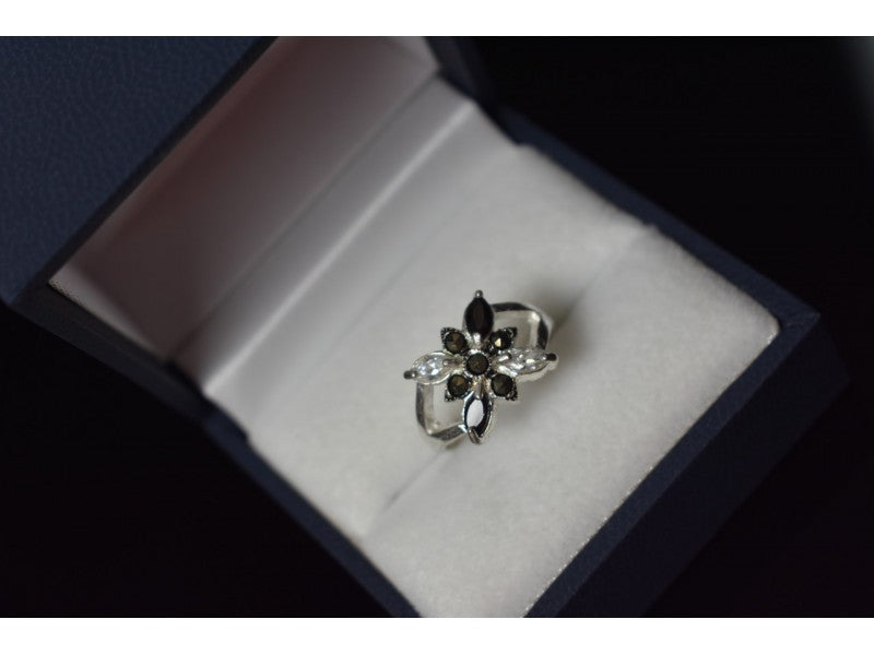 925 Sterling Silver Black Spinel & CZ Ring Size 5.5