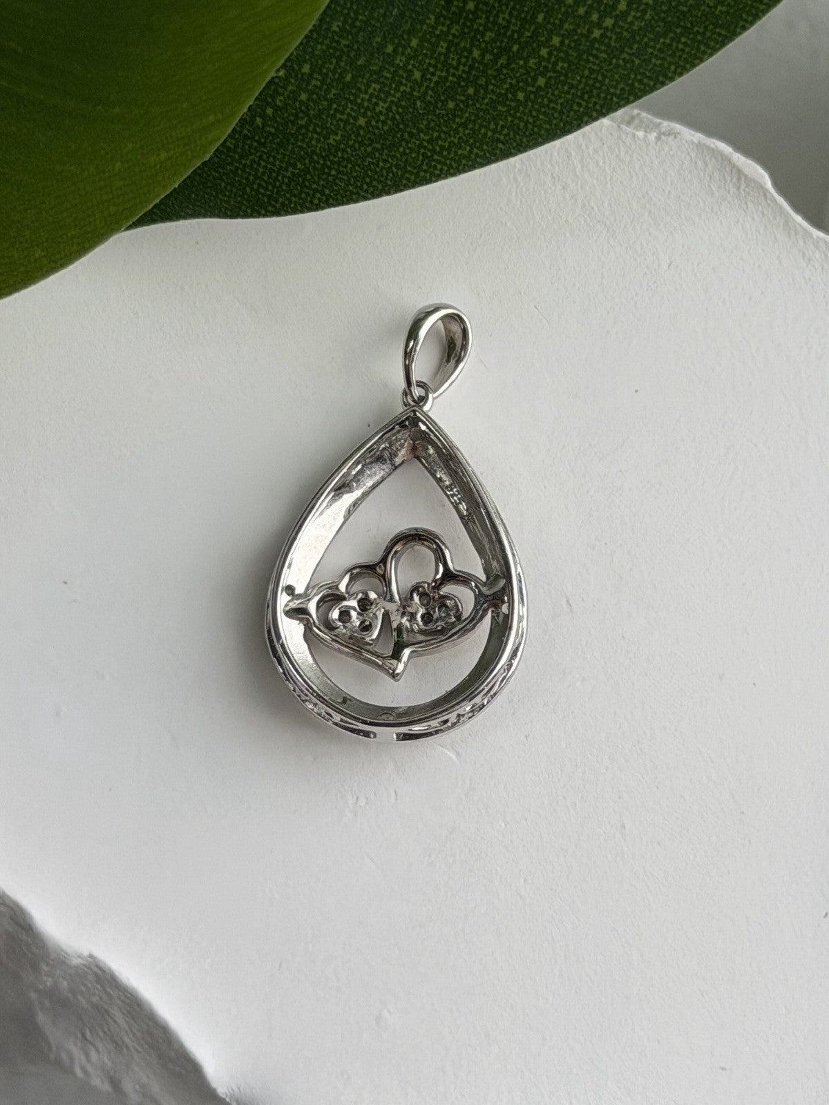 925 Sterling Silver Diamond 0.09 ctw Heart Pendant