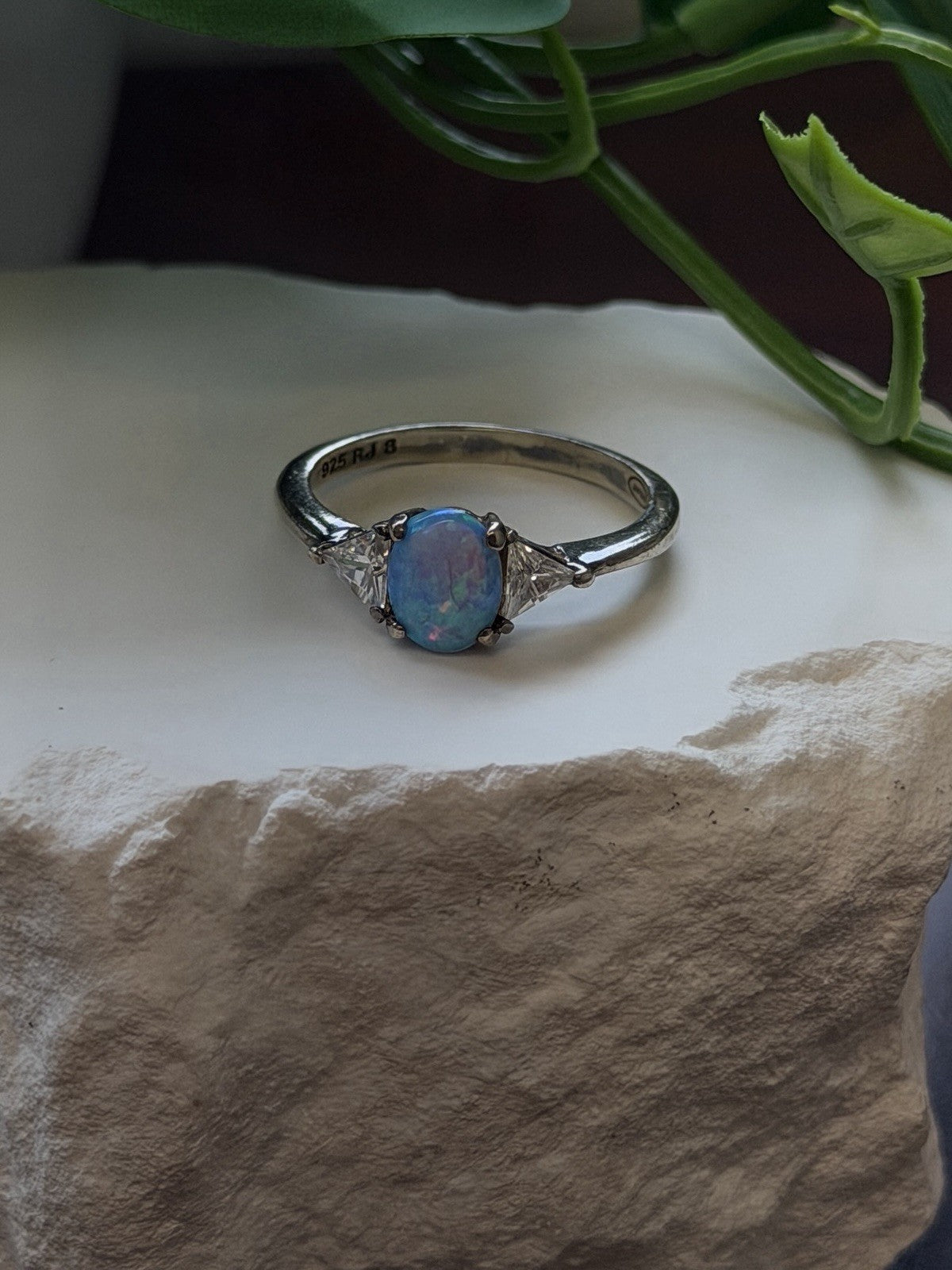 925 Sterling Silver Oval Blue Opal & White Beryl Tree-Stone Ring Size 8