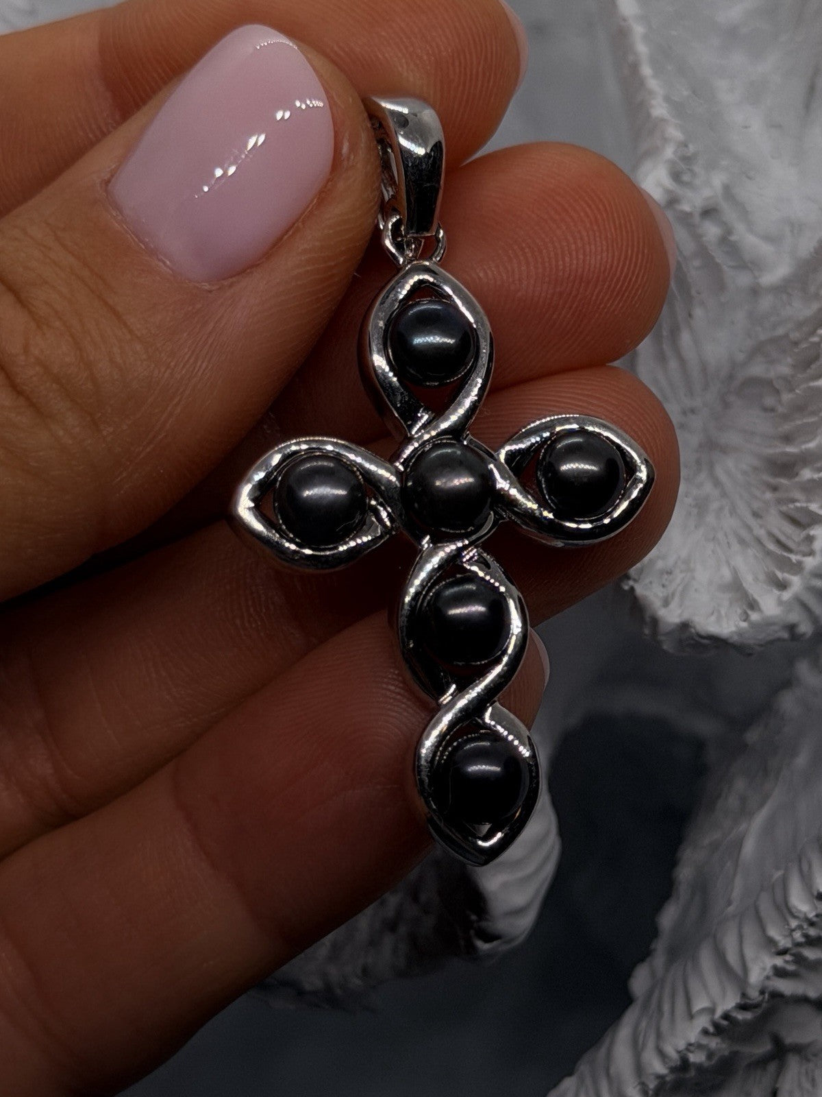 925 Sterling Silver Hematite Cross Pendant Openwork Design