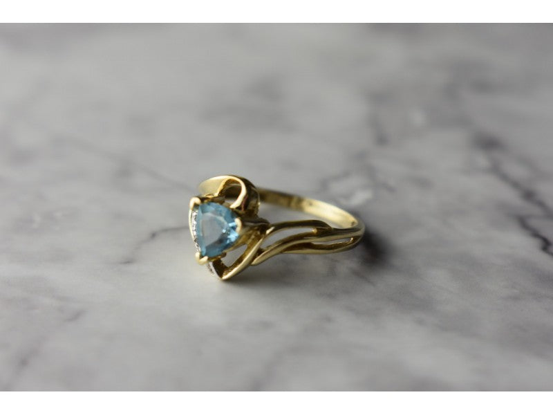10K Yellow Gold Topaz & Diamonds Ring Size 6.75