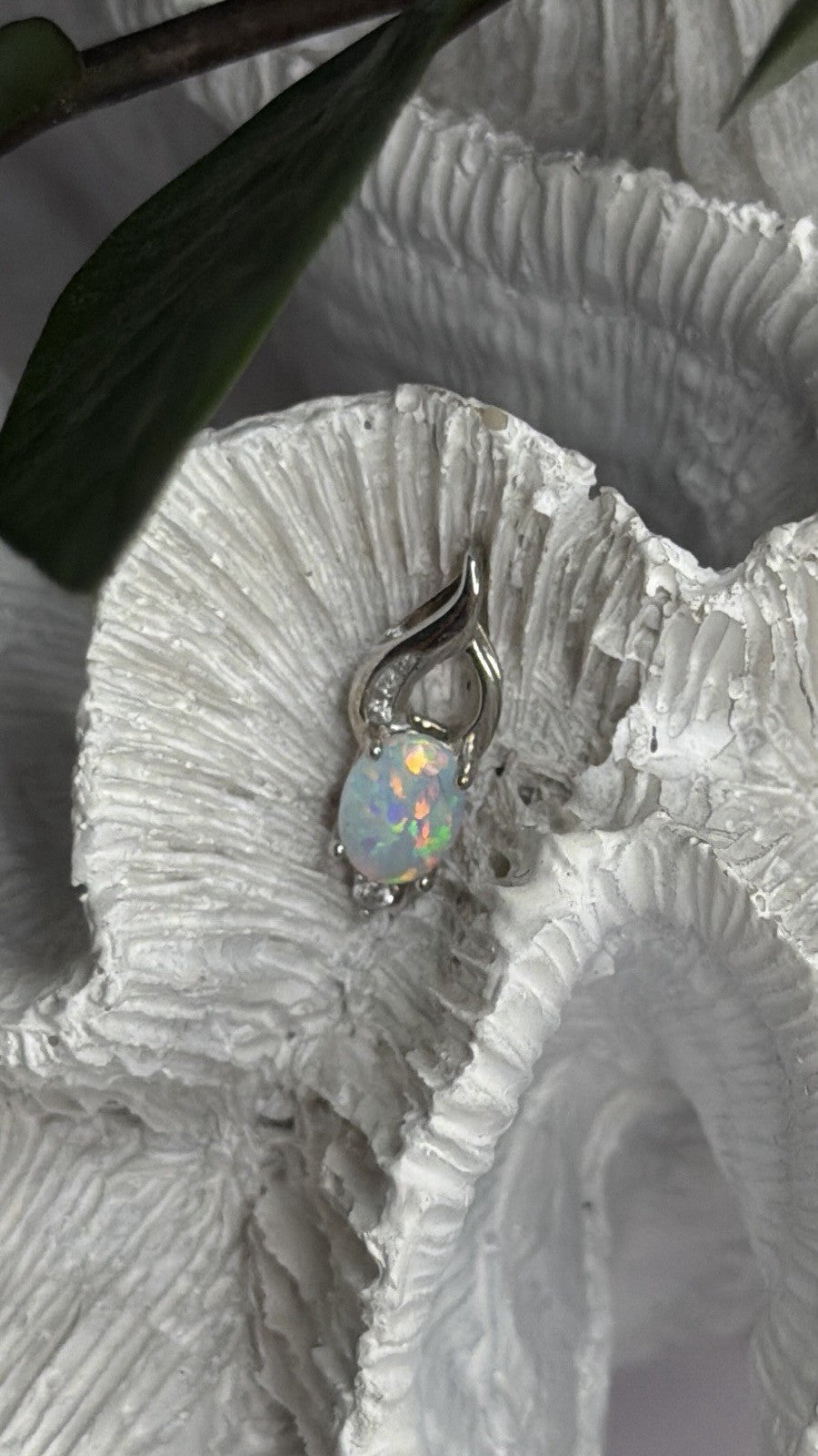 Tiny Beautiful 925 Sterling Silver Opal & Clear Topaz Stones Pendant