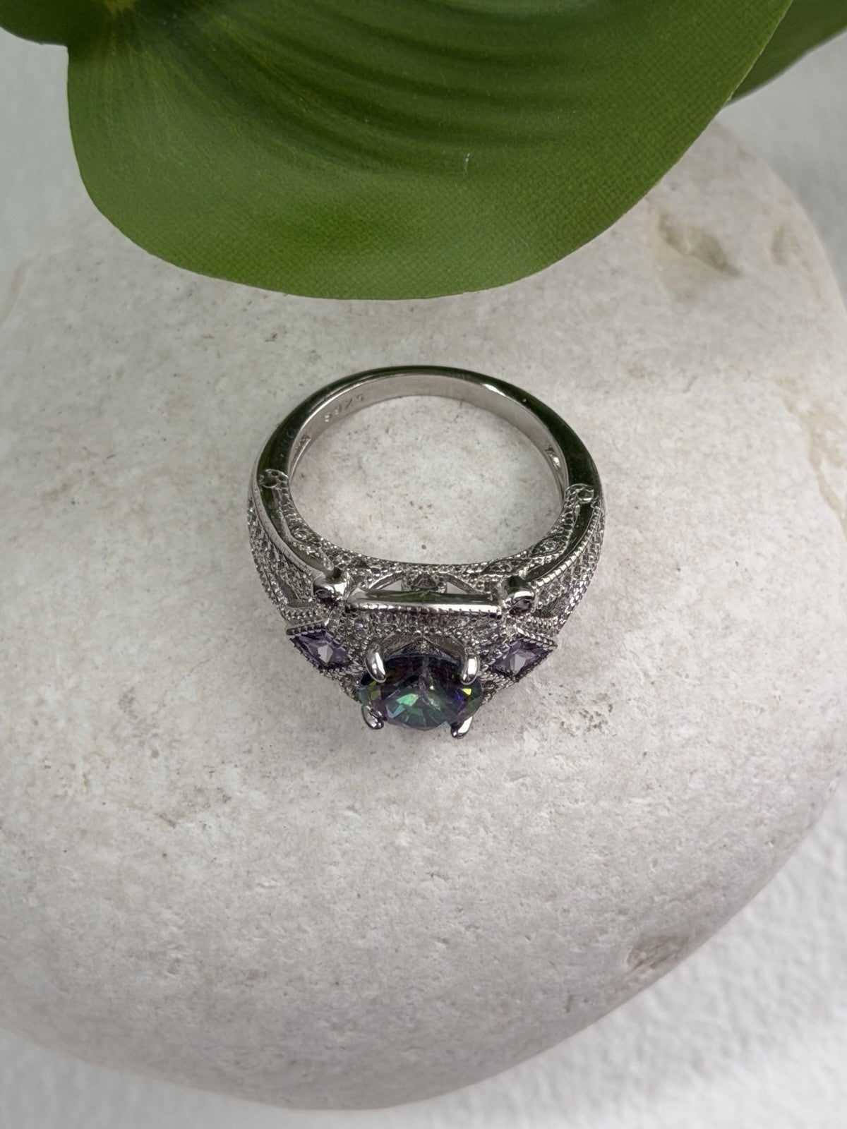 925 Sterling Silver Mystic Topaz & Amethyst & Beryl Ring Size 8
