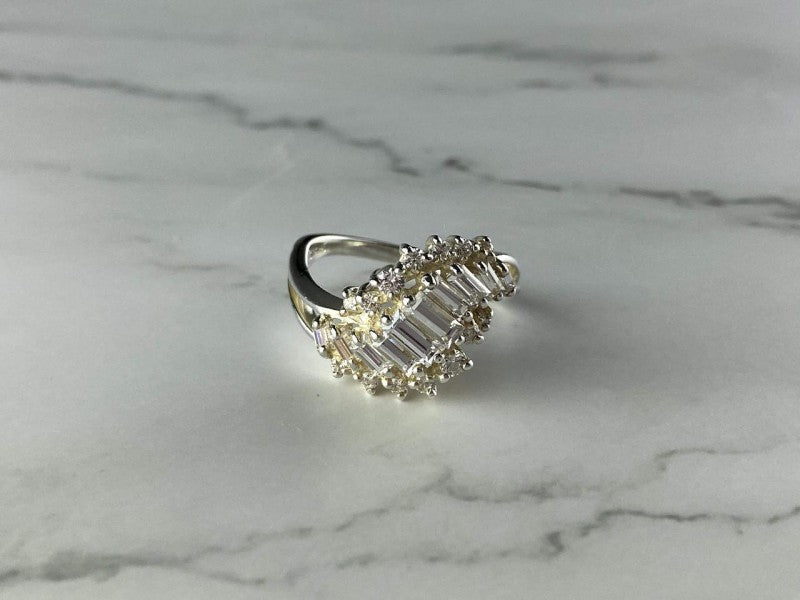 925 Sterling Silver CZ Ring Size 11.5