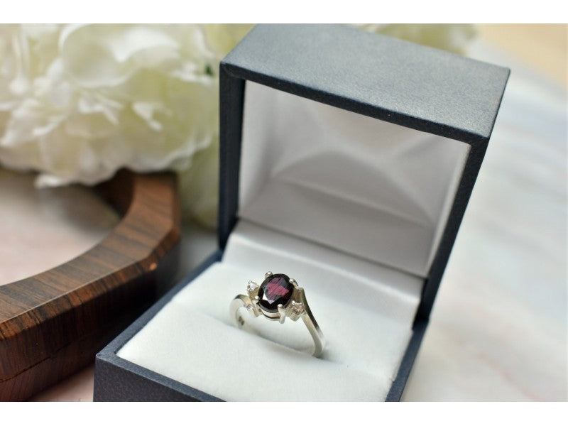 925 Sterling Silver Garnet & CZ Ring Size 6