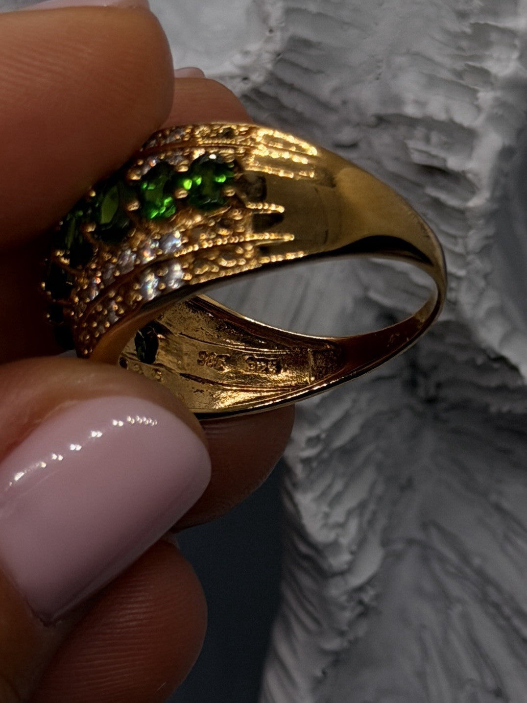 925 Sterling Silver Gold Plated Green Peridot Stones & Beryl Ring Size 10